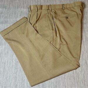 Men’s IZOD Brown Pleated, Creased and Cuffed Dressed Pants Size 46/34
